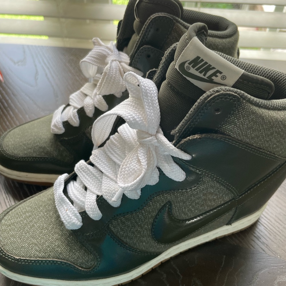 Nike high dunks